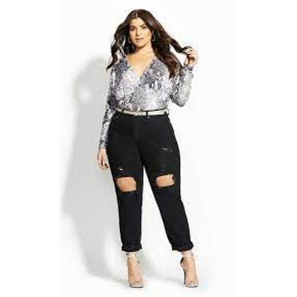 City Chic NWT Bodysuit Light Snake Design Women's M/18 - Picture 1 of 7